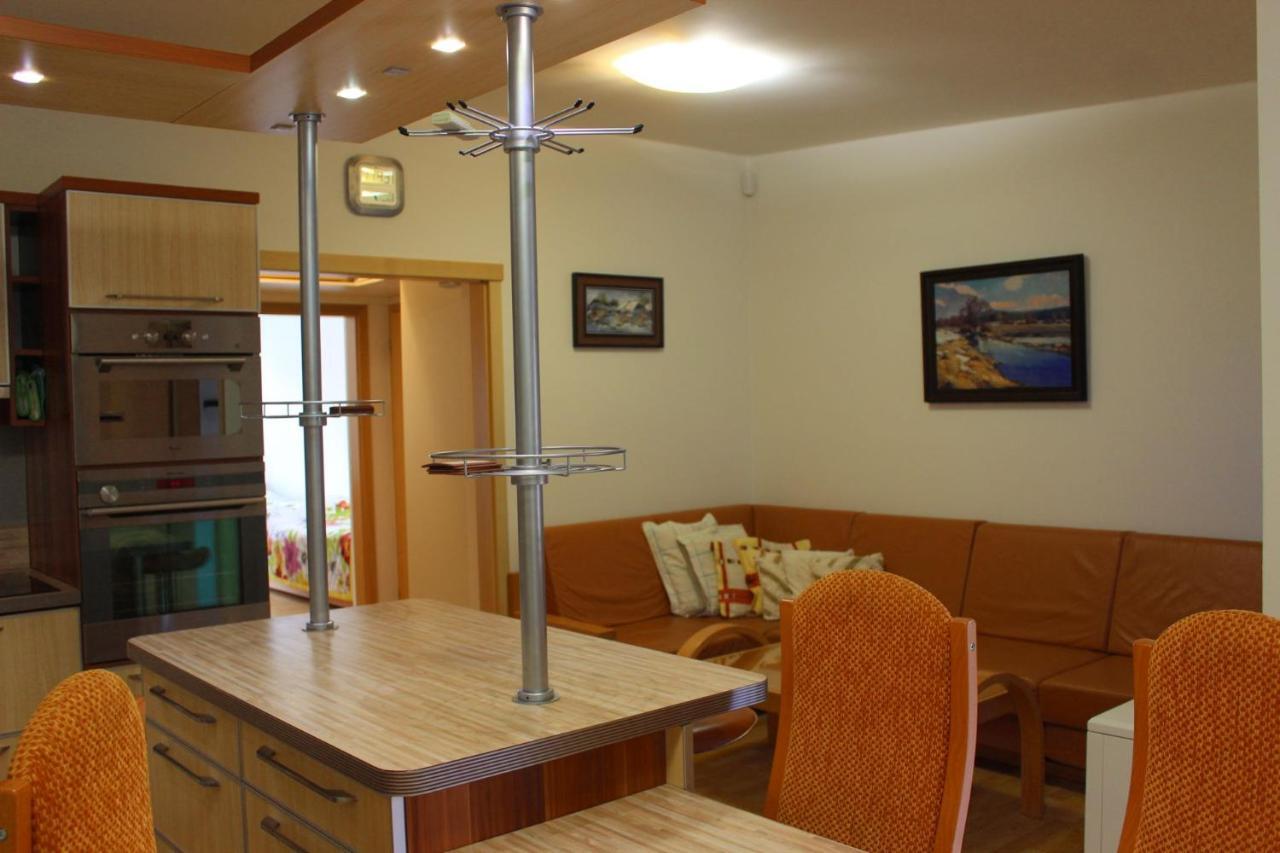 Apartman Lipanek ลิปโนนัดเวิลตาวู ภายนอก รูปภาพ